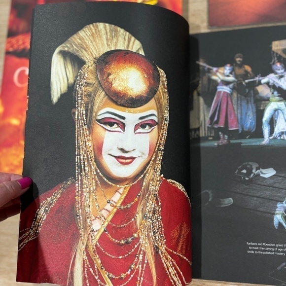 Cirque du Soleil Program Collection, Set of 3 Collector Edition Books - Picture 15 of 16